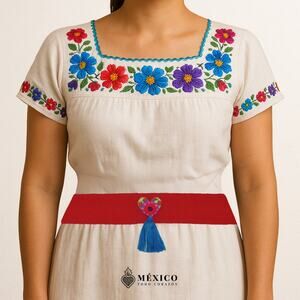 Red Artisan Mexican Waist Belt – Floral Heart Embellishment in Felt Appliqué